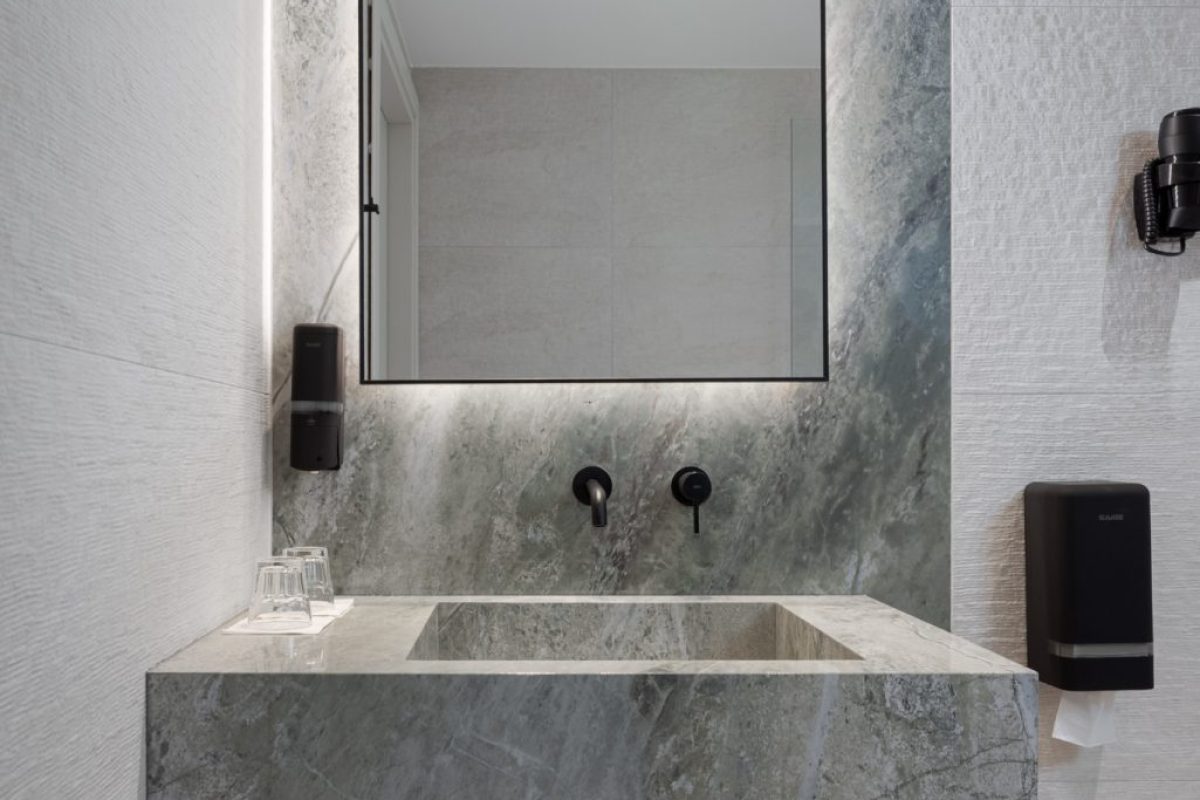 Avant Blue Hotel Boutique