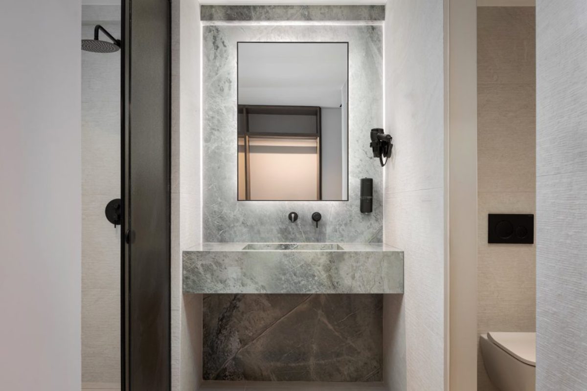 Avant Blue Hotel Boutique